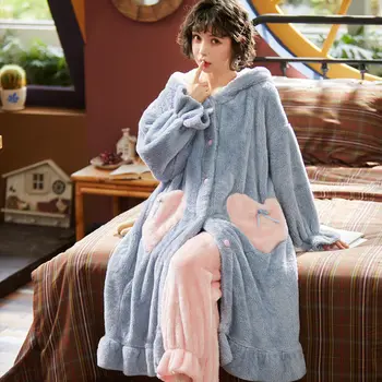 Pajama žien pribrala flanelové zimné kórejských študentov krásne koralové Plyšové domáce oblečenie nastaviť Nightgown dlhé