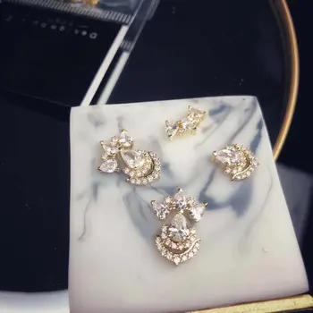 10pcs Luxusné Nevesta klince šperky Nail Art Zirkón Crystal Zlatá kovová manikúra nechty príslušenstvo DIY na Nechty, Ozdoby na Nechty, charms