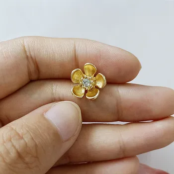 50pcs 13mm Zlatá farba Malé Crystal Core Kvet prívesok pre látky/svadobné vlasy, Šperky poznatky pre KUTILOV, Handmade Šperky, Takže