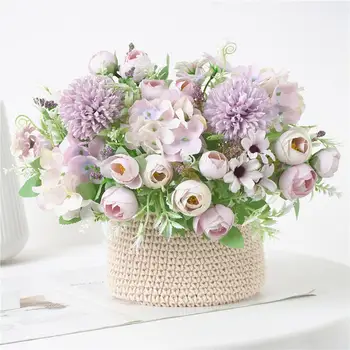 IN nordic zmiešané umelé kvety, kytice čaj ruže puky, skúmie flores domov svadobné dekorácie, svadobné ruke drží kvetiny