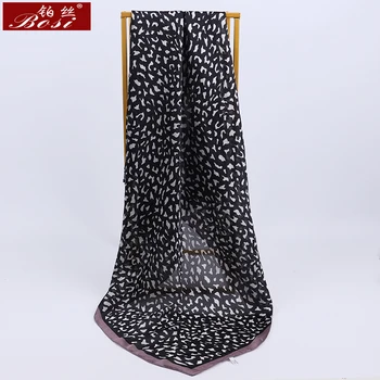 2020 Hodvábny Satén Šatku Ženy Leopard tlač veľký Štvorcový Šál hidžáb Móda Jar Elegantné 90*90 cm Šatky foulard doprava zadarmo