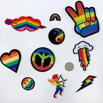 10PCS/veľa Rainbow Srdce Úsmev Ligthing Tai chi Vyšívané Patch pre Oblečenie, Tašky, Topánky DIY Victory Cloud Výšivky Appliques