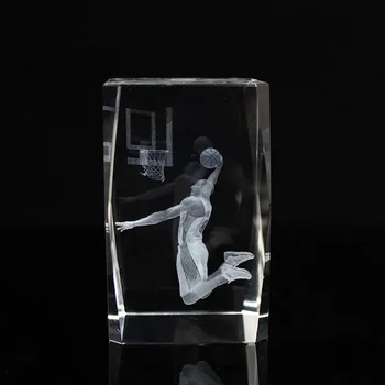 Navždy Manba Kobe Bryant Dunk 3D Obraz Laser Vnútri Kryštálu Kocky, Figúrky Sochy Stôl Dekorácie