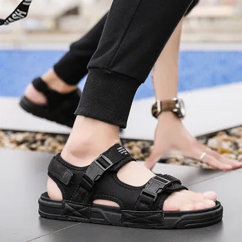 Pánske sandále 2019 lete nové priedušná otvorené prst ležérne topánky pánske trend Vietnamskej pláži papuče mužov