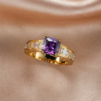 Luxusné Žena Fialová Námestie Krištáľové Šperky Elegantná Zlatá Farba Snubné Prstene Pre Ženy Ročníka Zapojenie Valentines Day Darček
