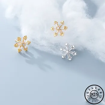 Reálne 925 Sterling Silver Cubic Zirconia Snowflake Tvar Zlatá Farba Á Ucho Stud Vianočné Náušnice Šperky pre Ženy, Dievčatá