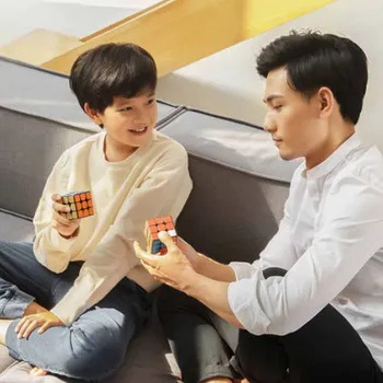 Pôvodný Xiao Smart Magické Kocky Rubik Kocka 3x3x3 Námestie Bluetooth Prepojenie Magnetické Cube Puzzle Prírodovedných Hračka Darček