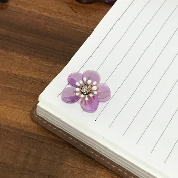 Ručné drahokamu Škvrny šiť na kvet nášivka 3D kvet záplaty pre oblečenie, obuv korálkové sequin patch nášivka