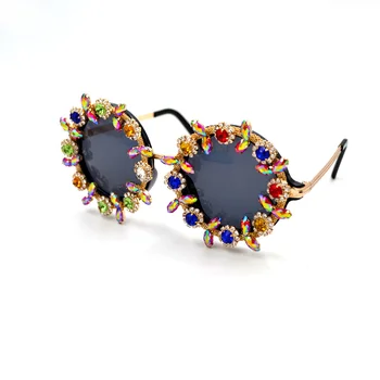 Klasický Retro Kolo Drahokamu Kvet slnečné Okuliare Ženy Dizajnér Ručné Lete Crystal Dámske slnečné Okuliare gafas A1