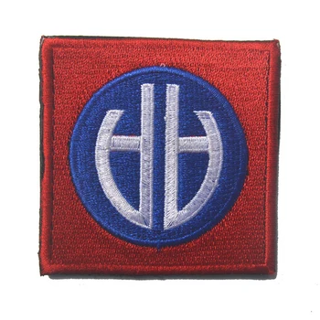 2pc NÁS 82ND airborne škvrny taktických vojenských špeciálnych síl remienok Háku & Slučky insígnie vyšívané na handričkou bunda
