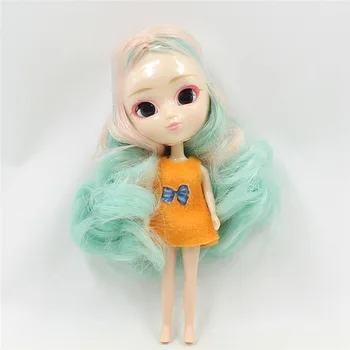 10 CM DIY blyth mini bábika darček oblečenie je náhodné