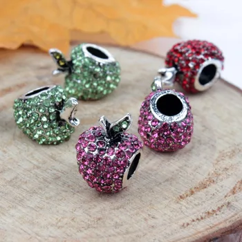 5 KS Módne Apple Tvar Strieborné Pozlátené Kúzlo Zelená/Červená/Ružová Crystal Ovocie Perličiek Fit Charms Náramky Pre Ženy DIY Šperky Robiť