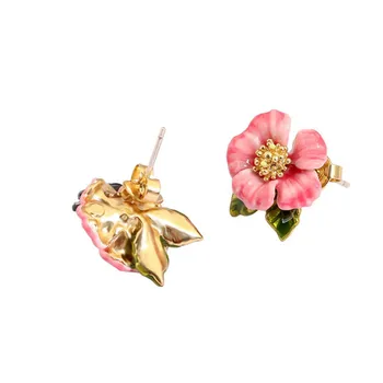 Európske a Americké módne smalt glazúra ružový kvet, motýľ stud náušnice osobnosti asymetrický 925 silver needle náušnice