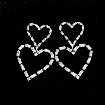 Červené Stromy Značky Módne Šperky AAA Cubic Zirconia Stud Náušnice Pre Ženy Dvojité Srdca Náušnice S 925 Sterling Silver Needle
