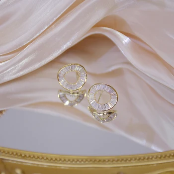 Kórea Hot Predaj Módnych Nádherné Šperky 14K Reálne zlatenie Náušnice Twisted Luxus Plný Zirkón Žien Svadobné Náušnice