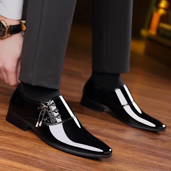 Luxusné Značky Mužov Klasické Ukázal Prst Šaty Topánky Mens Slip-on Patent Kožené Čierne Svadobné Topánky Mens Oxford Formálne Topánky