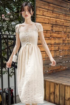 2021 nové módne dámske šaty Marhuľový krajky-krátke rukávy šaty francúzske retro