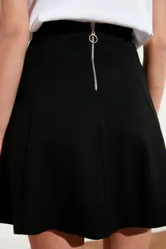 Trendyol Čierne Základné Pletené Sukne TWOSS19ST0117