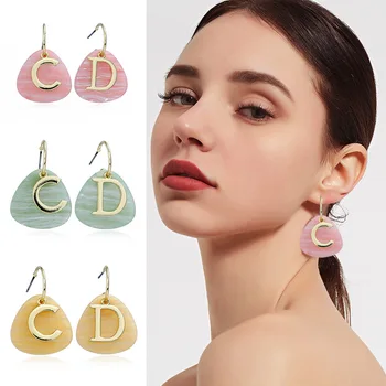 Európske a Americké horúce módne šperky geometrické akryl candy ženské módne náušnice nové populárne náušnice abecedy
