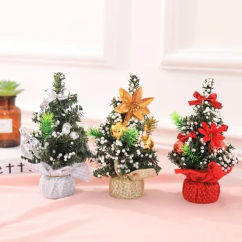 2021 Nové mini malý Vianočný stromček malý Vianočný strom Vianočný stolové dekorácie, posteľná bielizeň malý strom svetlé tkaniny malý strom